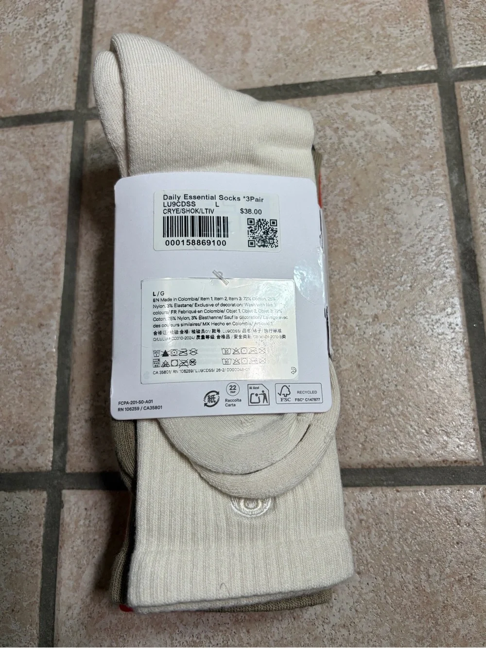 NWT Lululemon Daily Essential Socks *3 Pack Crew Length Cherry Ember/Oak/Ivory L